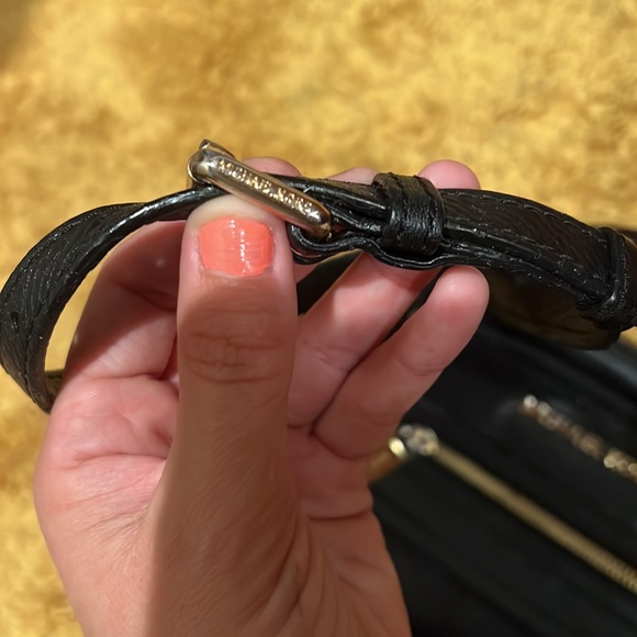 Michael Kors Black and Gold Pebbled Leather Crossbody - Picture 6 of 10